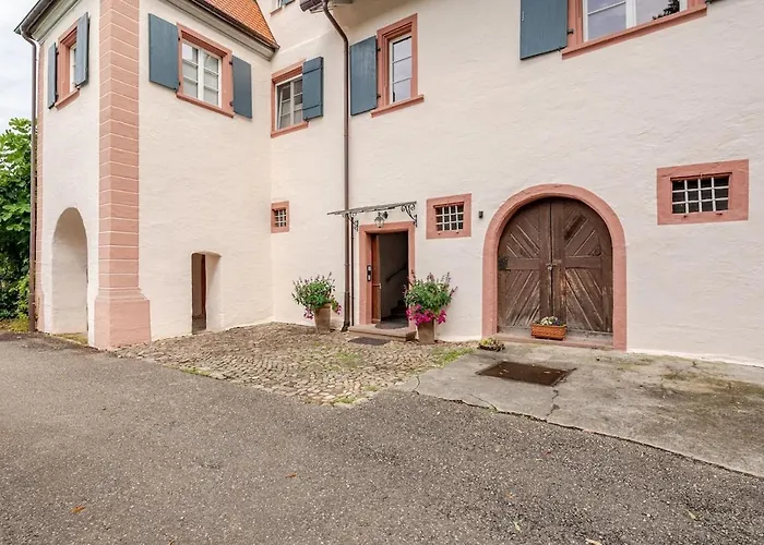 Historische Muehle Mit Grossem Garten Mullheim (Baden-Wurttemberg)