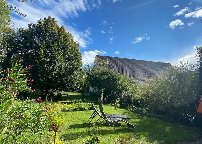 Historische Muehle Mit Grossem Garten